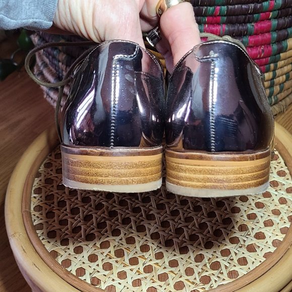 Shellys London - Picture 2 of 4